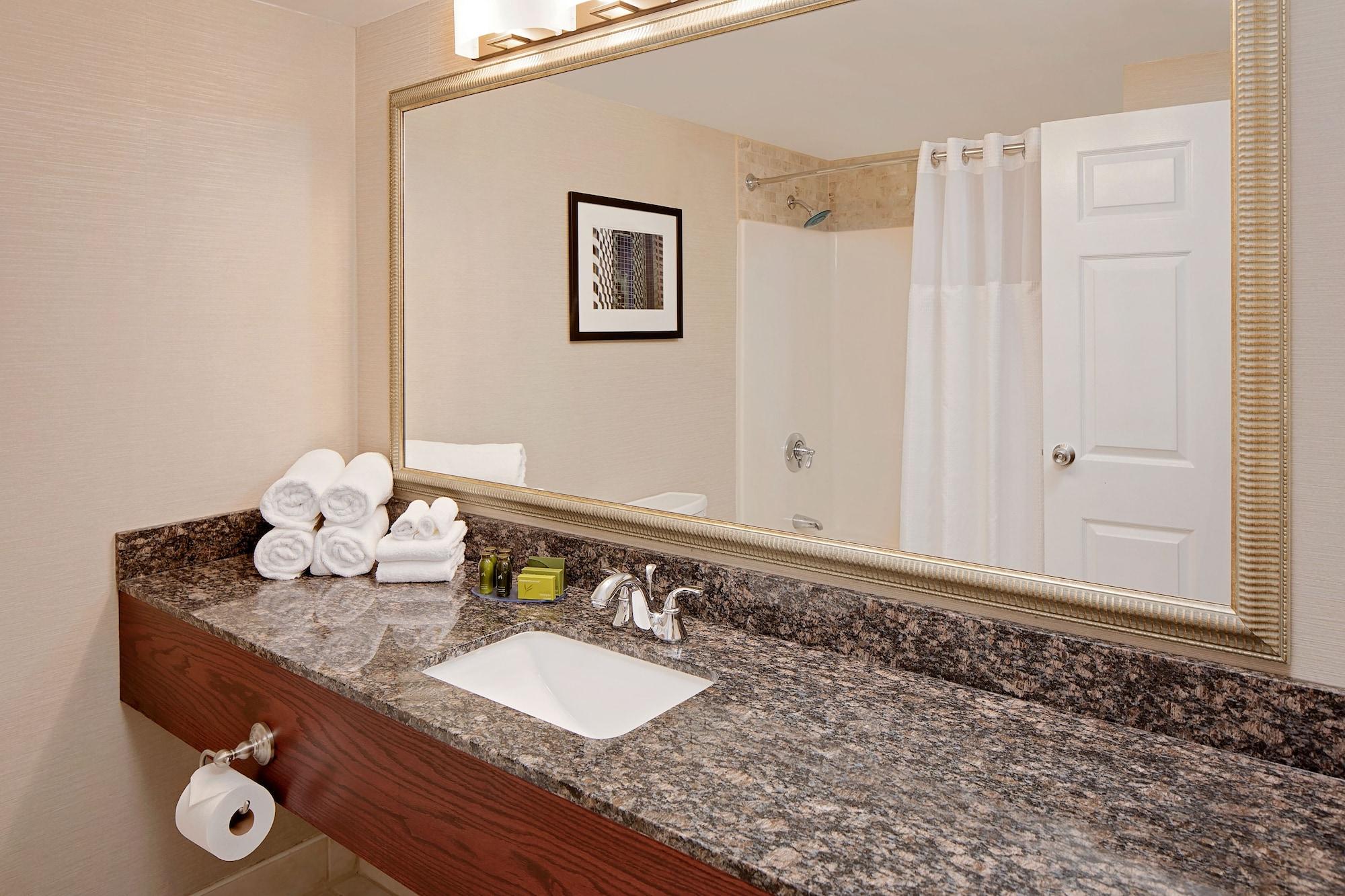 Westford Regency Inn & Conference Center Eksteriør bilde